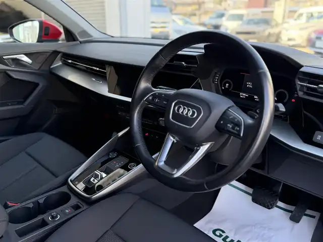 アウディ アウディ Ａ３ SB 30TFSI 香川県 2021(令3)年 3.7万km 赤 メーカーナビ/フルセグ/Bluetooth/アップルカープレイ/バックカメラ/バーチャルコクピット/アウディプレセンス/レーダークルーズ/レーンキープ/サイドアシスト/LEDヘッドライト/スマートキー/純正前後ドライブレコーダー/ビルトインETC2.0