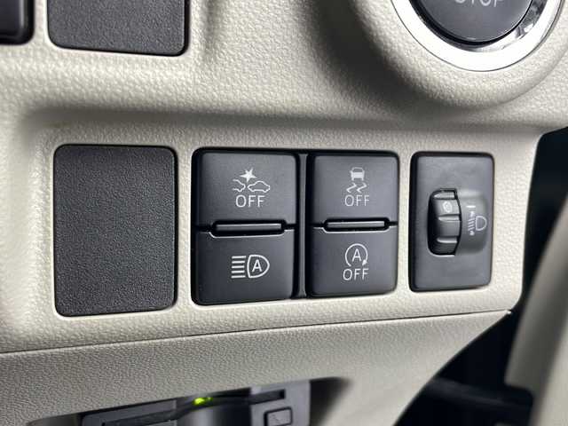 ダイハツ キャスト スタイル G リミテッド SAⅢ 愛知県 2019(平31)年 4.1万km ダークエメラルドマイカ 純正SDナビ/フルセグTV/BT/CD/DVD/AM/FM/全周囲カメラ/ドライブレコーダー　前/ETC/スマートアシストIII/シートヒーター/プッシュスタート/スマートキー/LEDオートヘッドライト/フォグランプ/電動格納ミラー/横滑り防止/アイドリングストップ/ステアリングスイッチ/純正15インチAW/純正フロアマット