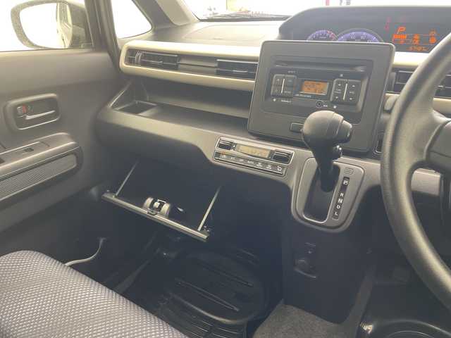 スズキ ワゴンＲ HYBRID FX 沖縄県 2018(平30)年 6.8万km ブルーイッシュブラックパール3 禁煙車　/純正オーディオ　/(CD　AUX AM　FX)/横滑り防止装置　/盗難防止装置装置　/前後ドライブレコーダー　/ＥＴＣ　/シートヒーター　/オートエアコン　/ベンチシート　/アイドリングストップ　/社外フロアマット　/ＡＢＳ/パワーステアリング/パワーウィンドウ