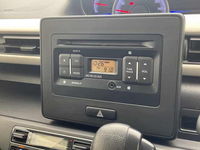 スズキ ワゴンＲ HYBRID FX 沖縄県 2018(平30)年 6.8万km ブルーイッシュブラックパール3 禁煙車　/純正オーディオ　/(CD　AUX AM　FX)/横滑り防止装置　/盗難防止装置装置　/前後ドライブレコーダー　/ＥＴＣ　/シートヒーター　/オートエアコン　/ベンチシート　/アイドリングストップ　/社外フロアマット　/ＡＢＳ/パワーステアリング/パワーウィンドウ