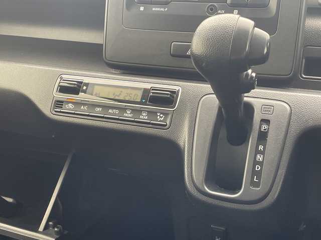 スズキ ワゴンＲ HYBRID FX 沖縄県 2018(平30)年 6.8万km ブルーイッシュブラックパール3 禁煙車　/純正オーディオ　/(CD　AUX AM　FX)/横滑り防止装置　/盗難防止装置装置　/前後ドライブレコーダー　/ＥＴＣ　/シートヒーター　/オートエアコン　/ベンチシート　/アイドリングストップ　/社外フロアマット　/ＡＢＳ/パワーステアリング/パワーウィンドウ