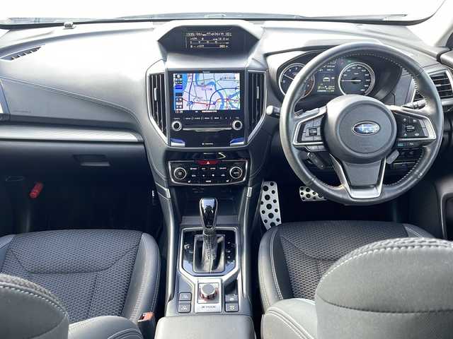 スバル フォレスター ハイブリッド アドバンス 徳島県 2020(令2)年 6.8万km クリスタルホワイトP 社外メモリナビ/（CD/USB/BT/フルセグ/ラジオ）/バックカメラ/追従式クルーズコントロール/ブラインドスポットモニター/パドルシフト/アイサイト/純正18インチAW/自動パーキングブレーキ/純正ドアバイザー/ステアリングヒーター/前席シートヒーター/前席パワーシート/ドライブレコーダー