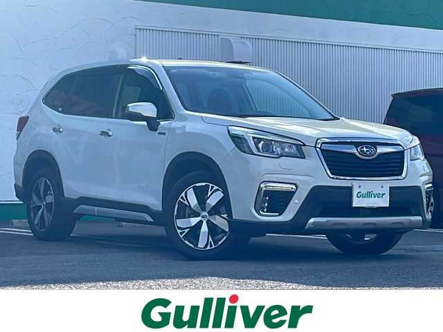 スバル フォレスター ハイブリッド アドバンス 徳島県 2020(令2)年 6.8万km クリスタルホワイトP 社外メモリナビ/（CD/USB/BT/フルセグ/ラジオ）/バックカメラ/追従式クルーズコントロール/ブラインドスポットモニター/パドルシフト/アイサイト/純正18インチAW/自動パーキングブレーキ/純正ドアバイザー/ステアリングヒーター/前席シートヒーター/前席パワーシート/ドライブレコーダー