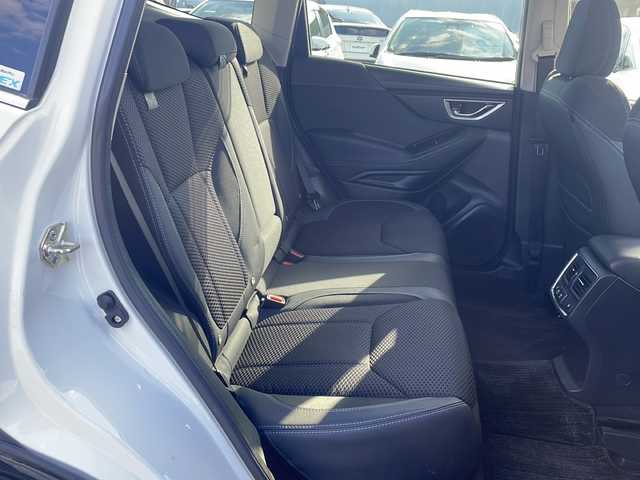 スバル フォレスター ハイブリッド アドバンス 徳島県 2020(令2)年 6.8万km クリスタルホワイトP 社外メモリナビ/（CD/USB/BT/フルセグ/ラジオ）/バックカメラ/追従式クルーズコントロール/ブラインドスポットモニター/パドルシフト/アイサイト/純正18インチAW/自動パーキングブレーキ/純正ドアバイザー/ステアリングヒーター/前席シートヒーター/前席パワーシート/ドライブレコーダー