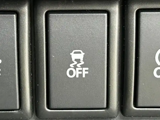 スズキ ハスラー タフワイルド 道央・札幌 2019(平31)年 7.5万km アクティブイエロー/ブラック 2トーン ・４WD/・純正ディーラーオプションナビ/　CD／DVD／Bluetooth／フルセグ/・デュアルカメラブレーキサポート/・レーンキープアシスト/・アイドリングストップ/・横滑り防止装置/・ヒルディセントコントロール/・グリップコントロール/・オートライト/・ハーフレザーシート/・前席シートヒーター/・社外AW14インチ/・LEDヘッドライト/・フォグライト/・電動格納ウィンカーミラー/・スマートキー/・プッシュスタート/・純正フロアマット/・取扱説明書/・保証書