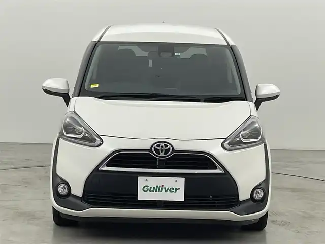 トヨタ シエンタ G クエロ 福岡県 2017(平29)年 3.1万km ホワイトパールクリスタルシャイン 純正ナビ（ＢＴ，ＴＶ）　/バックカメラ　/ビルトインＥＴＣ　/ミラー型前後ドライブレコーダー　/衝突被害軽減ブレーキ　/レーンキープ　/アイドリングストップ　/両側電動スライドドア　/ハーフレザー　/ＬＥＤヘッドライト