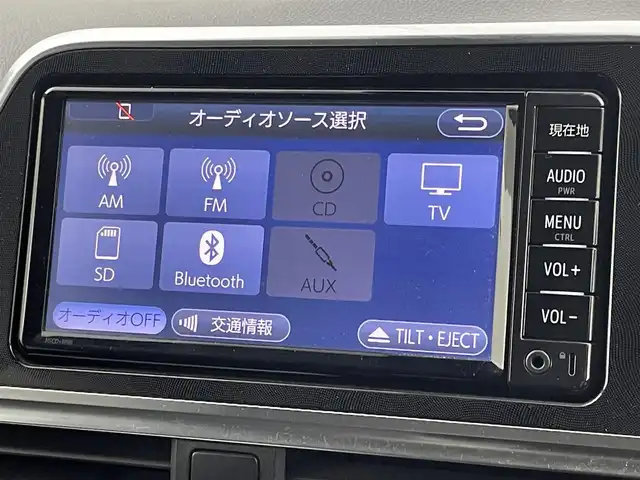 トヨタ シエンタ G クエロ 福岡県 2017(平29)年 3.1万km ホワイトパールクリスタルシャイン 純正ナビ（ＢＴ，ＴＶ）　/バックカメラ　/ビルトインＥＴＣ　/ミラー型前後ドライブレコーダー　/衝突被害軽減ブレーキ　/レーンキープ　/アイドリングストップ　/両側電動スライドドア　/ハーフレザー　/ＬＥＤヘッドライト