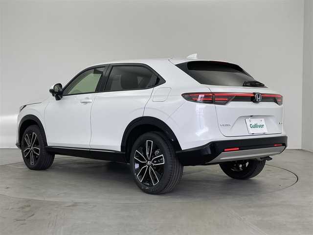 ホンダ ヴェゼル ハイブリッド e:HEV Z 埼玉県 2025(令7)年 0.1千km プラチナホワイトパール 登録済未使用車　純正９型ナビ　バックカメラ　ワイヤレス充電　パワーバックドア　ホンダセンシング　ＥＴＣ２．０　アダプティブクルーズコントロール　ステアリングヒーター　シートヒーター　ＬＥＤヘッドライト