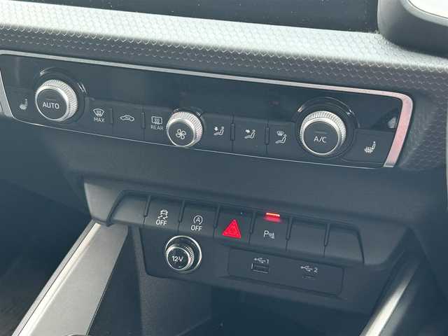 アウディ Ａ１ SB 35TFSI アドバンスド 茨城県 2020(令2)年 2万km 黄 アシスタンスＰ　/ＡＣＣ　/レーンアシスト　/ハイビームアシスト　/コンビニエンスＰ　/シートヒーター　/アドバンストキー　/Ｂカメラ　/パーキングシステム　/バーチャルＣＰ　/ナビ　/１２セグ　/ＣａｒＰｌａｙ　/ＬＥＤ/ETC2.0/禁煙車