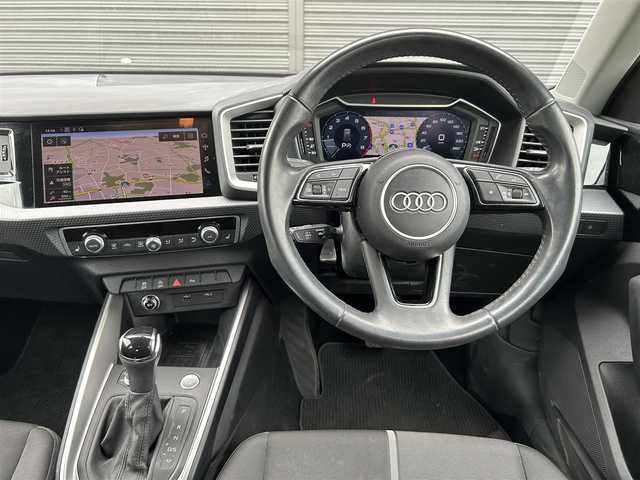アウディ Ａ１ SB 35TFSI アドバンスド 茨城県 2020(令2)年 2万km 黄 アシスタンスＰ　/ＡＣＣ　/レーンアシスト　/ハイビームアシスト　/コンビニエンスＰ　/シートヒーター　/アドバンストキー　/Ｂカメラ　/パーキングシステム　/バーチャルＣＰ　/ナビ　/１２セグ　/ＣａｒＰｌａｙ　/ＬＥＤ/ETC2.0/禁煙車