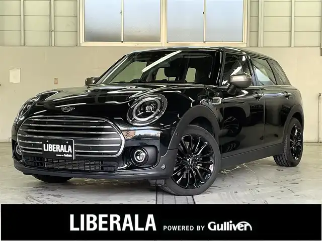 ＭＩＮＩ ＢＭＷ ミニ クラブマン クーパーD クラシックトリム 兵庫県 2023(令5)年 2.9万km 黒Ⅱ 純正17インチAW/純正ナビ/バックカメラ/ETC/ユニオンジャックテールランプ/マルチ・ディスプレイ・メーター・パネル/コーナーセンサー/ドライビングアシスト