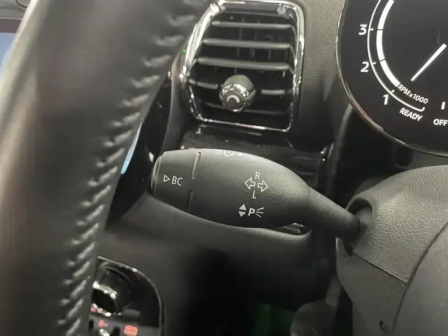 ＭＩＮＩ ＢＭＷ ミニ クラブマン クーパーD クラシックトリム 兵庫県 2023(令5)年 2.9万km 黒Ⅱ 純正17インチAW/純正ナビ/バックカメラ/ETC/ユニオンジャックテールランプ/マルチ・ディスプレイ・メーター・パネル/コーナーセンサー/ドライビングアシスト