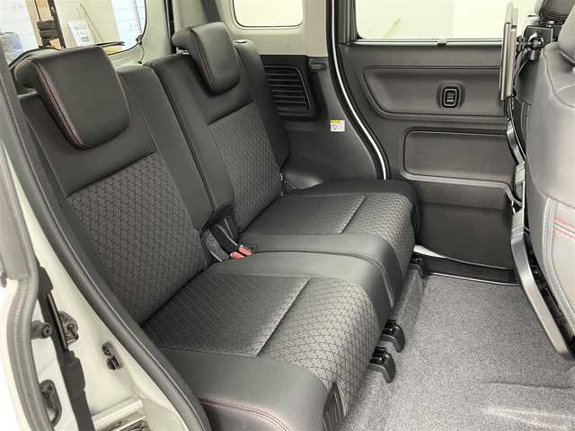 スズキ スペーシア カスタム HYBRID XS 福岡県 2018(平30)年 2.7万km ピュアホワイトP 社外８型ナビ（ＢＴ，フルセグＴＶ）　/バックカメラ　/ヘッドレストモニター　/ＥＴＣ　/コーナーセンサー　/衝突被害軽減ブレーキ　/レーンキープ　/アイドリングストップ　/両側電動スライドドア　/シートヒーター　/ＬＥＤ