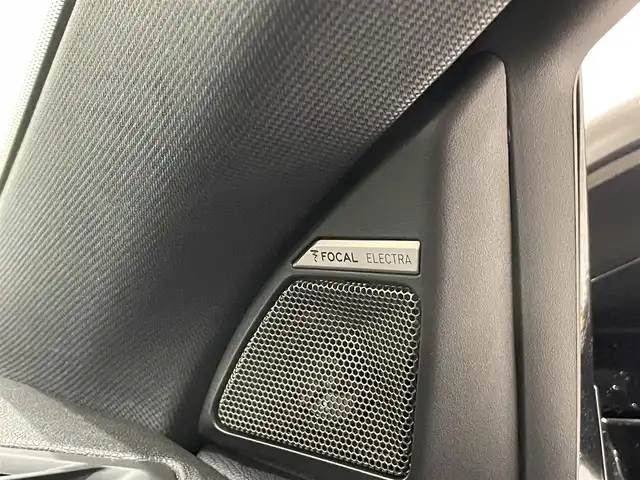 ＤＳオートモビル ＤＳ７ クロスバック グランシック ブルーHDi 熊本県 2019(令1)年 5万km ノアールペルラネラ 純正メモリナビ（Bluetooth、AppleCarPlay、USB）/バックカメラ/サイドカメラ/FOCAL ELECTRAサウンド/パワーバックドア/黒革シート/パワーシート/ベンチレーション/シートヒーター/純正20インチアルミホイール/コーナーセンサー/LEDヘッドライト