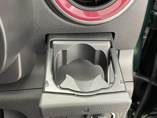 トヨタ パッソ モーダ　S 熊本県 2018(平30)年 5.3万km ダークエメラルドマイカ 純正ナビNSCD-W66（ＣＤ・ＤＶＤ・フルセグ・ＢＴ・ＵＳＢ）/バックカメラ　/ＥＴＣ　/前方ドライブレコーダー　/前後クリアランスソナー　/アイドリングストップ　/衝突軽減ブレーキ　/レーンキープアシスト　/横滑り防止/純正フロアマット/オートライト/LEDヘッドライト/フォグライト/スマートキー/プッシュスタート