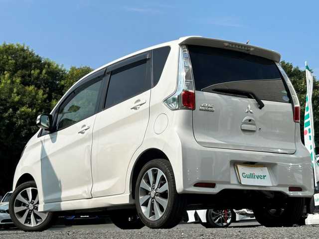 三菱 ｅＫカスタム T 東京都 2013(平25)年 4.7万km シルキーホワイト 純正SDナビ/・USBオーディオ/CD/フルセグTV/AUX/バックカメラ/スマートキー/プッシュスタート/純正ドライブレコーダー（前方）/ETC/取扱説明書/保証書/スペアキー1本