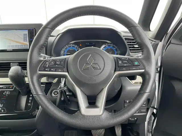 三菱 デリカミニ T プレミアム 山梨県 2024(令6)年 0.6万km シルキーホワイト 社外メモリナビ/CD/BT/SD/TV/全方位カメラ/ETC/両側電動スライドドア/前席シートヒーター/ステアリングヒーター/パドルシフト/ルーフレール/インテリジェントルームミラー/取扱説明書/保証書