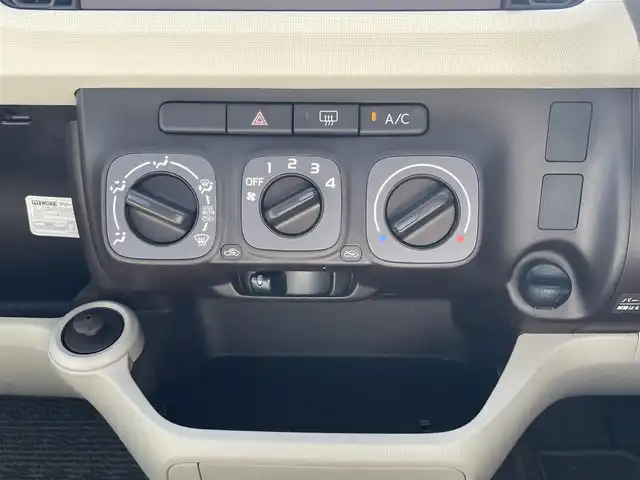 ダイハツ ブーン 1．0 CL 青森県 2012(平24)年 8万km シャイニングレッド ４WD/寒冷地仕様/純正オーディオ/（AM/FM/CD)/横滑り防止システム/ハロゲンランプ/純正フロアマット/純正ホイールキャップ/YOKOHAMA iceGUARD 冬タイヤ車載/取扱説明書/保証書