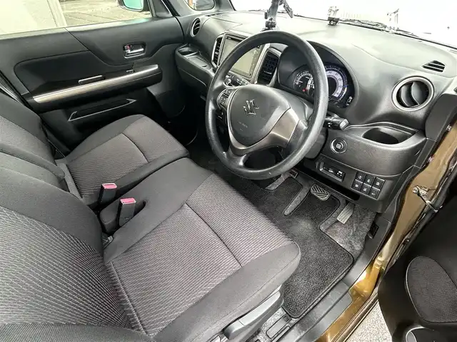 スズキ スペーシア カスタム Z 福島県 2017(平29)年 1.8万km ブレイブカーキP 純正オプションナビ/(Bluetooth/フルセグTV/CD/DVD/USB)/アラウンドビューモニター/アイドリングストップ/両側パワースライドドア/プリクラッシュセーフティー/車線逸脱/横滑り防止システム/ビルトインETC/ドライブレコーダー前後/シートヒーター/プッシュスタート/ドアバイザー/純正フロアマット/純正アルミホイール/ウィンカーミラー/取扱説明書/保証書/スペアキー×１