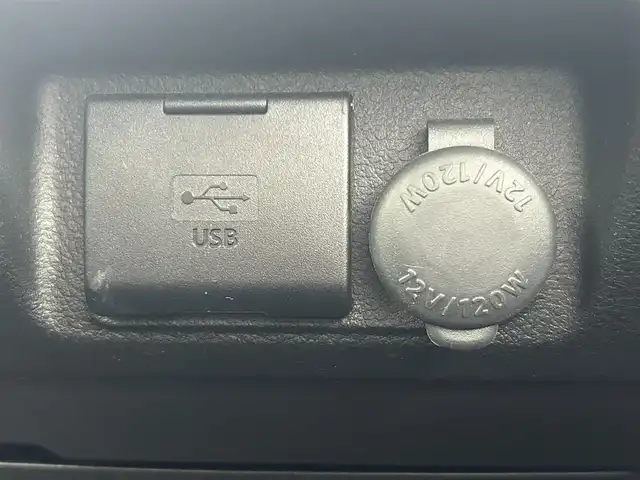 スズキ スペーシア カスタム Z 福島県 2017(平29)年 1.8万km ブレイブカーキP 純正オプションナビ/(Bluetooth/フルセグTV/CD/DVD/USB)/アラウンドビューモニター/アイドリングストップ/両側パワースライドドア/プリクラッシュセーフティー/車線逸脱/横滑り防止システム/ビルトインETC/ドライブレコーダー前後/シートヒーター/プッシュスタート/ドアバイザー/純正フロアマット/純正アルミホイール/ウィンカーミラー/取扱説明書/保証書/スペアキー×１