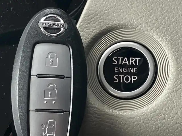 日産 ルークス X 道南・函館 2022(令4)年 4.4万km ホワイトパール /純正ナビ//フルセグTV//夏冬タイヤ//全方位カメラ//純正エンジンスターター//ドライブレコーダー前後//ETC//エマージェンシーブレーキ//車線逸脱警報//クリアランスソナー//オートマチックハイビーム//片側パワースライドドア//前席シートヒーター//リヤシーリングファン//シートバックテーブル//オートライト//スマートキー//エンジンプッシュスタート//ワンオーナー