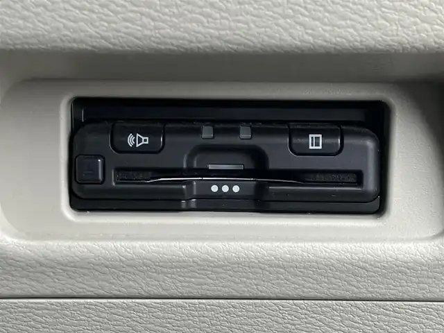 日産 ルークス X 道南・函館 2022(令4)年 4.4万km ホワイトパール /純正ナビ//フルセグTV//夏冬タイヤ//全方位カメラ//純正エンジンスターター//ドライブレコーダー前後//ETC//エマージェンシーブレーキ//車線逸脱警報//クリアランスソナー//オートマチックハイビーム//片側パワースライドドア//前席シートヒーター//リヤシーリングファン//シートバックテーブル//オートライト//スマートキー//エンジンプッシュスタート//ワンオーナー