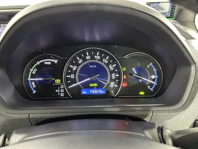 トヨタ ヴォクシー ハイブリッド ZS 煌 佐賀県 2018(平30)年 14.1万km ホワイトパールクリスタルシャイン アルパイン１１インチナビ　/アルパインフリップダウンモニター　/両側パワースライドドア　/衝突被害軽減装置　/レーンキープアシスト　/オートマチックハイビーム/バックカメラ　/フルセグテレビ　/ビルトインＥＴＣ　/クルーズコントロール/純正16インチアルミホイール/LEDヘッドライト/スマートキー