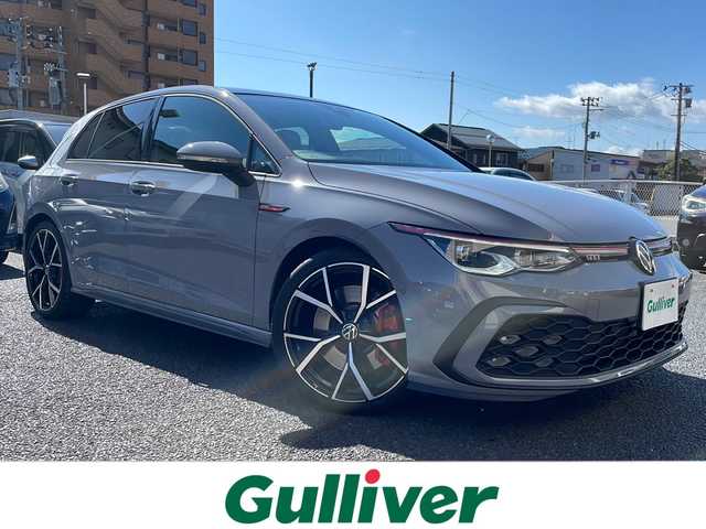 フォルクスワーゲン ＶＷ ゴルフ ＧＴＩ 山形県 2022(令4)年 1.5万km ブルーグリーン ・ワンオーナー/・サンルーフ/・純正ディスプレイオーディオ/フルセグ/Bluetooth//AppleCarPlay/AndroidAuto/・ハーマンカードンサウンドシステム/・置くだけ充電/・バックカメラ/・ビルトインETC2.0/・アダプティブクルーズコントロール/・レーンキープアシスト/・衝突被害軽減ブレーキ/・前後クリアランスソナー/・パーキングアシスト/・ヘッドアップディスプレイ/・ハンドルヒーター/・レザーシート/・D席パワーシート（シートメモリー付き）/・前席シートヒーター、ベンチレーション/・パドルシフト/・純正19インチAW/・純正AW＋スタッドレスタイヤ車載/・スペアキー1本/・保証書/・取扱説明書