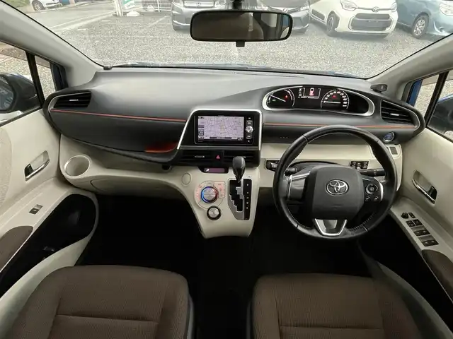 トヨタ シエンタ ハイブリッド G 埼玉県 2016(平28)年 2.6万km コバルトブルーメタリック ワンオーナー車/社外SDナビTV/バックカメラ/ETC/両側パワースライドドア/LEDヘッドライト/フォグランプ/オートライト/ドアバイザー/純正AW＋夏タイヤ車載/走行２５９２２キロ/保証書付整備手帳/取扱説明書
