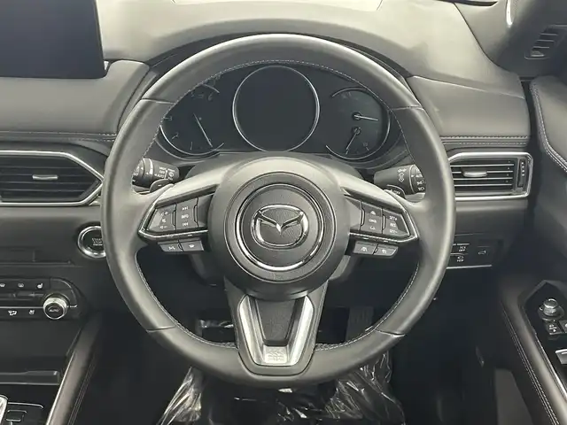 マツダ ＣＸ－５ XD エクスクルーシブモード 埼玉県 2023(令5)年 0.8万km ロジウムホワイトプレミアムメタリック 禁煙　１０型ナビ　ＢＯＳＥ　ワイヤレス充電　３６０°　本革　シートヒーター　ベンチレーション　パワーバックドア　クルーズコントロール　ＢＳＭ　前後ドライブレコーダー　ＥＴＣ　ステアリングヒーター　ＨＵＤ