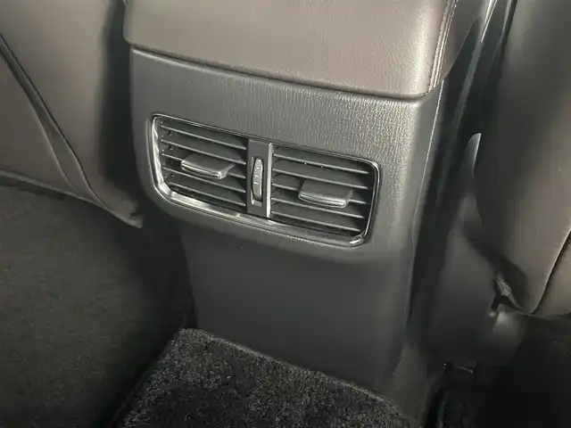 マツダ ＣＸ－５ XD エクスクルーシブモード 埼玉県 2023(令5)年 0.8万km ロジウムホワイトプレミアムメタリック 禁煙　１０型ナビ　ＢＯＳＥ　ワイヤレス充電　３６０°　本革　シートヒーター　ベンチレーション　パワーバックドア　クルーズコントロール　ＢＳＭ　前後ドライブレコーダー　ＥＴＣ　ステアリングヒーター　ＨＵＤ