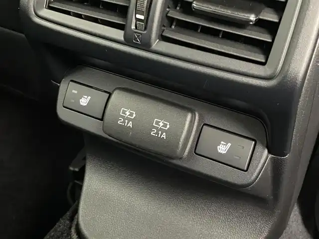 スバル レヴォーグ 1．8GT－H EX 埼玉県 2021(令3)年 3.5万km クリスタルホワイトP アイサイト　純正１１．６インチナビ　バックカメラ　サイドカメラ　ＢＳＭ　ビルトインＥＴＣ　ドライブレコーダー　レーダークルーズコントロール　デジタルインナーミラー　シートヒーター　メモリシート　ＬＥＤ