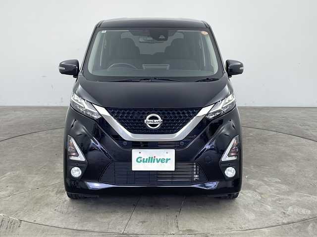 日産 デイズ HWS G ターボ プロパイロットED 兵庫県 2020(令2)年 4.5万km ブラック ・プロパイロット/・インテリジェント エマージェンシーブレーキ/・インテリジェント LI（車線逸脱防止支援システム）/・LDW（車線逸脱警報）/・踏み間違い衝突防止アシスト/・標識認識機能/・先行車発進お知らせ/・エマージェンシーストップシグナル/・フロント&バックソナー/・純正9インチSDナビ＆フルセグ＆BT＆DVD/・アラウンドビューモニター/・前方ドライブレコーダー/・ステアリングリモコン/・ETC/・W＋サイドエアバック/・カーテンエアバック/・LEDヘッドライト/・フォグライト/・オートライト/・純正15インチアルミホイール/・スマートキー/・プッシュスタート/・フロアマット/・本革巻ステアリング/・レザー調インストパネル/・電動パーキングブレーキ/・オートホールド