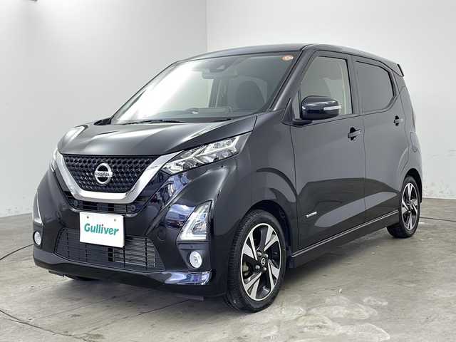 日産 デイズ HWS G ターボ プロパイロットED 兵庫県 2020(令2)年 4.5万km ブラック ・プロパイロット/・インテリジェント エマージェンシーブレーキ/・インテリジェント LI（車線逸脱防止支援システム）/・LDW（車線逸脱警報）/・踏み間違い衝突防止アシスト/・標識認識機能/・先行車発進お知らせ/・エマージェンシーストップシグナル/・フロント&バックソナー/・純正9インチSDナビ＆フルセグ＆BT＆DVD/・アラウンドビューモニター/・前方ドライブレコーダー/・ステアリングリモコン/・ETC/・W＋サイドエアバック/・カーテンエアバック/・LEDヘッドライト/・フォグライト/・オートライト/・純正15インチアルミホイール/・スマートキー/・プッシュスタート/・フロアマット/・本革巻ステアリング/・レザー調インストパネル/・電動パーキングブレーキ/・オートホールド