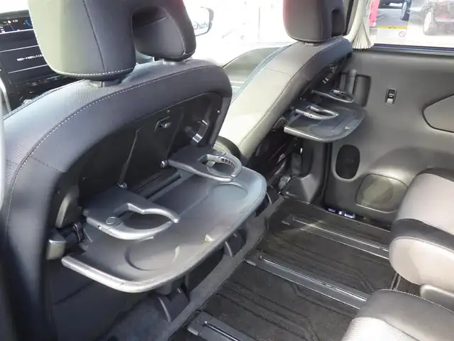 日産 セレナ e－パワー ハイウェイスター V 千葉県 2022(令4)年 3.1万km アズライトブルー エマージェンシーブレーキ/プロパイロット/インテリジェントクルーズコントロール/インテリジェントルームミラー/ハンズフリー両側パワースライドドア/純正SDナビ/地デジTV/【BD/DVD/CD再生機能　Bluetooth接続】/アラウンドビューモニター/フリップダウンモニター/ドライブレコーダー/革巻きステアリング/ステアリングスイッチ/ETC/LEDヘッドライト/フォグライト/ウインカーミラー/コーナーセンサー/純正15インチアルミホイル/サイド/カーテンエアバッグ/インテリジェントキー