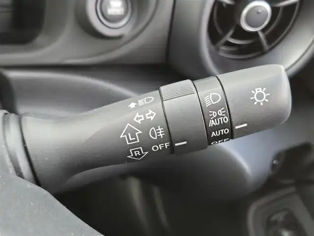 トヨタ ＧＲ８６ RZ 東京都 2023(令5)年 0.4万km フレイムオレンジ 社外9インチナビ/フルセグ/バックカメラ/ETC/ドライブレコーダー/シートヒーター/クルーズコントロール/LEDヘッドライト/オートライト/純正18インチAW/スマートキー/ステアリングスイッチ