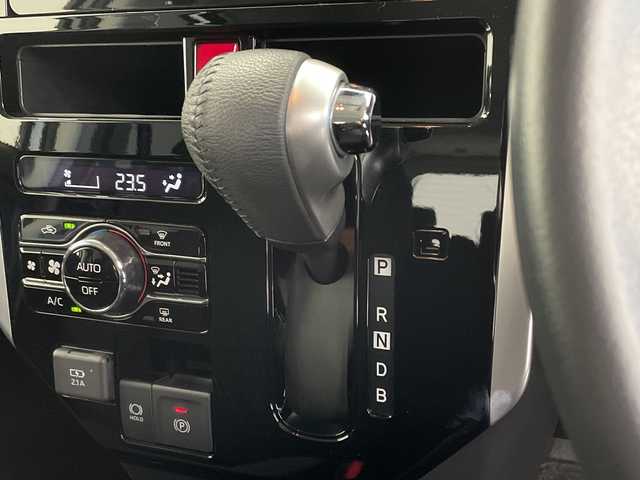 トヨタ ルーミー カスタムG－T 鹿児島県 2021(令3)年 1.4万km パールホワイトⅢ 社外ナビ/（CD・DVD/BT/フルセグ）/両側パワスラ/コーナーセンサー/ACC/オートブレーキホールド/バックカメラ/電動パーキング/コーナーセンサー/リアサンシェード/オートライト/スマートキー/プッシュスタート