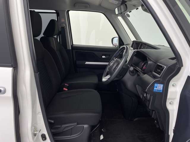 トヨタ ルーミー カスタムG－T 鹿児島県 2021(令3)年 1.4万km パールホワイトⅢ 社外ナビ/（CD・DVD/BT/フルセグ）/両側パワスラ/コーナーセンサー/ACC/オートブレーキホールド/バックカメラ/電動パーキング/コーナーセンサー/リアサンシェード/オートライト/スマートキー/プッシュスタート