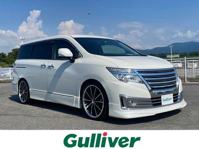 日産 エルグランド ライダー 黒クロス マニュアル 富山県 2015(平27)年 5.3万km ブリリアントホワイトパール ４WD/ワンオーナー/社外SDナビ/フロントエアロ/横滑り防止装置/ETC/純正フロアマット/クルーズコントロール/ステアリングリモコン/プッシュスタートボタン/両側パワースライドドア/バックカメラ/フリップダウンモニター/オートライト/LEDライト/フォグライト/スタッドレス積込み/オットマン/スマートキー/スペアキー/電格ミラー