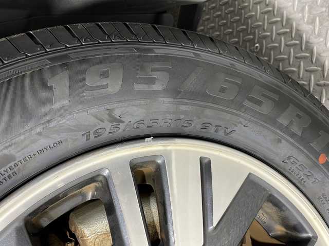 日産 セレナ e－パワー ハイウェイスター V 広島県 2020(令2)年 4.3万km ダイヤモンドブラック 成約済み