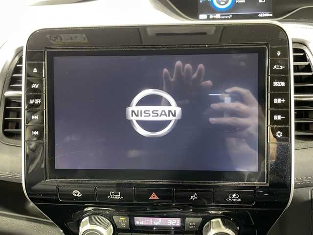 日産 セレナ e－パワー ハイウェイスター V 広島県 2020(令2)年 4.3万km ダイヤモンドブラック 成約済み