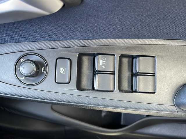 マツダ デミオ 13S 山口県 2015(平27)年 7.6万km ディープクリスタルブルーマイカ 純正HDDナビ/Bluetooth接続/アイドリングストップ/スペアキー有/LEDライト/パワーウィンドウ/パワーステアリング/W+ダブルエアバッグ/衝突被害軽減システム/盗難防止装置/横滑り防止装置/ABS/エアシート/シートヒーター