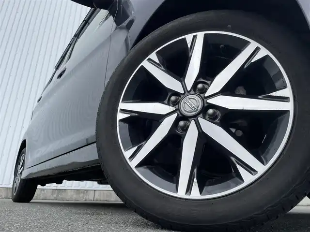 日産 デイズ HWS X プレミアムセレクション 福岡県 2018(平30)年 5.4万km プレミアムパープルP 全周囲カメラ/社外ナビ（ＣＮ－ＲＥ０４ＷＤ）/衝突軽減ブレーキ/オートハイビーム/フルセグＴＶ/ＣＤ／ＤＶＤ再生/ハーフレザー/ＨＩＤヘッドライト/純正１５ＡＷ/スマートキー/プッシュスタート/ＥＴＣ