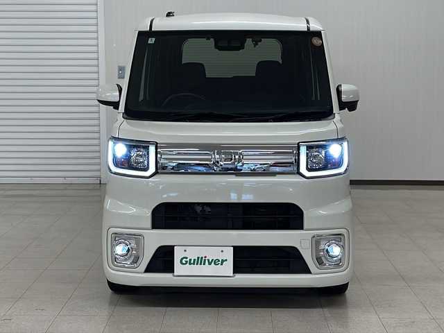ダイハツ ウェイク G ターボ　レジャーエディション SA Ⅲ 熊本県 2020(令2)年 6.8万km パールホワイトⅢ 純正ＳＤナビ（ＣＤ/ＢＴ/ラジオ/フルセグ）/バックカメラ/ＥＴＣ/両側パワースライドドア/コーナーセンサー/衝突軽減システム/横滑り防止装置/オートライト/オートハイビーム/フォグランプ/ＬＥＤヘッドライト/ステアリングスイッチ/プッシュスタート/スマートキー2本/純正フロアマット/社外13インチＡＷ