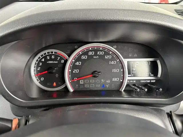 トヨタ パッソ モーダ 愛知県 2019(平31)年 6.1万km プラムブラウンパールクリスタルシャイン 純正ナビ　/（ＴＶ／ＣＤ）　/バックモニター　/衝突軽減システム　/コーナーセンサー　/アイドリングストップ　/横滑り防止　/オートライト　/ドライブレコーダー　/ETC　/純正AW　/スマートキー