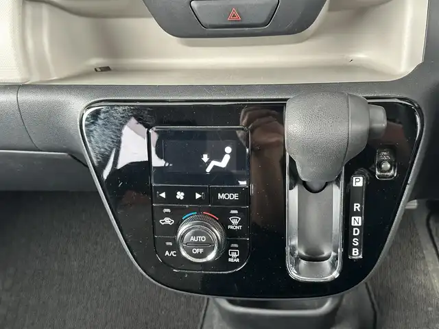 トヨタ パッソ モーダ 愛知県 2019(平31)年 6.1万km プラムブラウンパールクリスタルシャイン 純正ナビ　/（ＴＶ／ＣＤ）　/バックモニター　/衝突軽減システム　/コーナーセンサー　/アイドリングストップ　/横滑り防止　/オートライト　/ドライブレコーダー　/ETC　/純正AW　/スマートキー