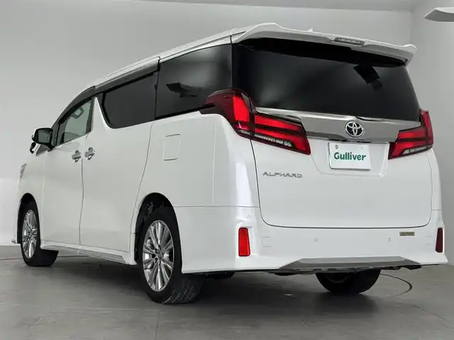 トヨタ アルファード S タイプゴールド 愛知県 2020(令2)年 4万km ホワイトパールクリスタルシャイン 純正ナビ/ブラインドスポットモニター/バックカメラ/両側パワースライドドア/ハーフレザー/クルコン/ETC2.0/DVD再生可能/ドライブレコーダー/オートライト/オートマチックハイビーム/純正フロアマット/オートホールド/ドアバイザー/電動格納ミラー/