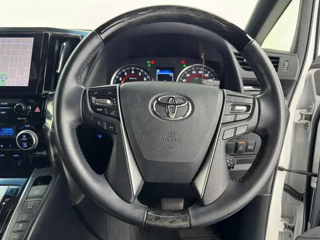 トヨタ アルファード S タイプゴールド 愛知県 2020(令2)年 4万km ホワイトパールクリスタルシャイン 純正ナビ/ブラインドスポットモニター/バックカメラ/両側パワースライドドア/ハーフレザー/クルコン/ETC2.0/DVD再生可能/ドライブレコーダー/オートライト/オートマチックハイビーム/純正フロアマット/オートホールド/ドアバイザー/電動格納ミラー/