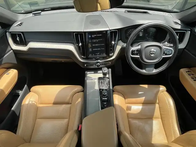 ボルボ ＸＣ６０ D4 AWD インスクリプション 石川県 2018(平30)年 7.2万km 黒 茶革シート/シートベンチレーション/Ｈａｒｍａｎ／Ｋａｒｄｏｎ/衝突軽減Ｂ/ＡＣＣ/ＢＩＬＳ/純正ナビ/ＡｐｐｌｅＣａｒＰｌａｙ/フルセグＴＶ/３６０カメラ/クリアランスソナー/電動リアゲート