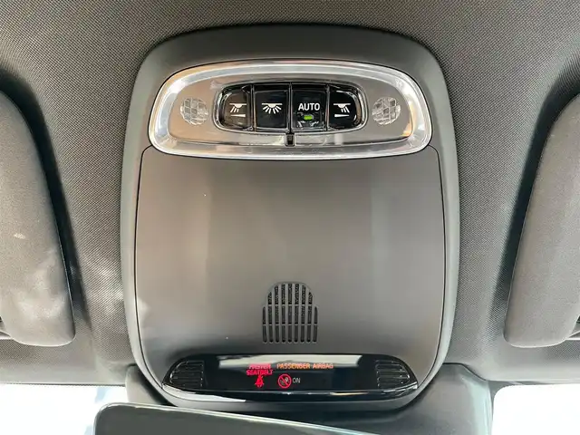 ボルボ ＸＣ６０ D4 AWD インスクリプション 石川県 2018(平30)年 7.2万km 黒 茶革シート/シートベンチレーション/Ｈａｒｍａｎ／Ｋａｒｄｏｎ/衝突軽減Ｂ/ＡＣＣ/ＢＩＬＳ/純正ナビ/ＡｐｐｌｅＣａｒＰｌａｙ/フルセグＴＶ/３６０カメラ/クリアランスソナー/電動リアゲート